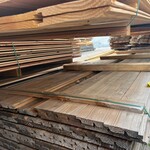 Ca. 95x Douglas Dubbele Rhombus Profiel, 25x137mm, lengte 500cm